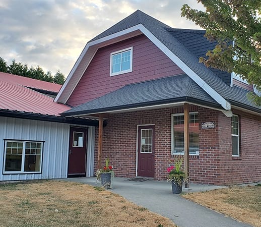 Front entrance to Mid Valley Manufacturing facilities